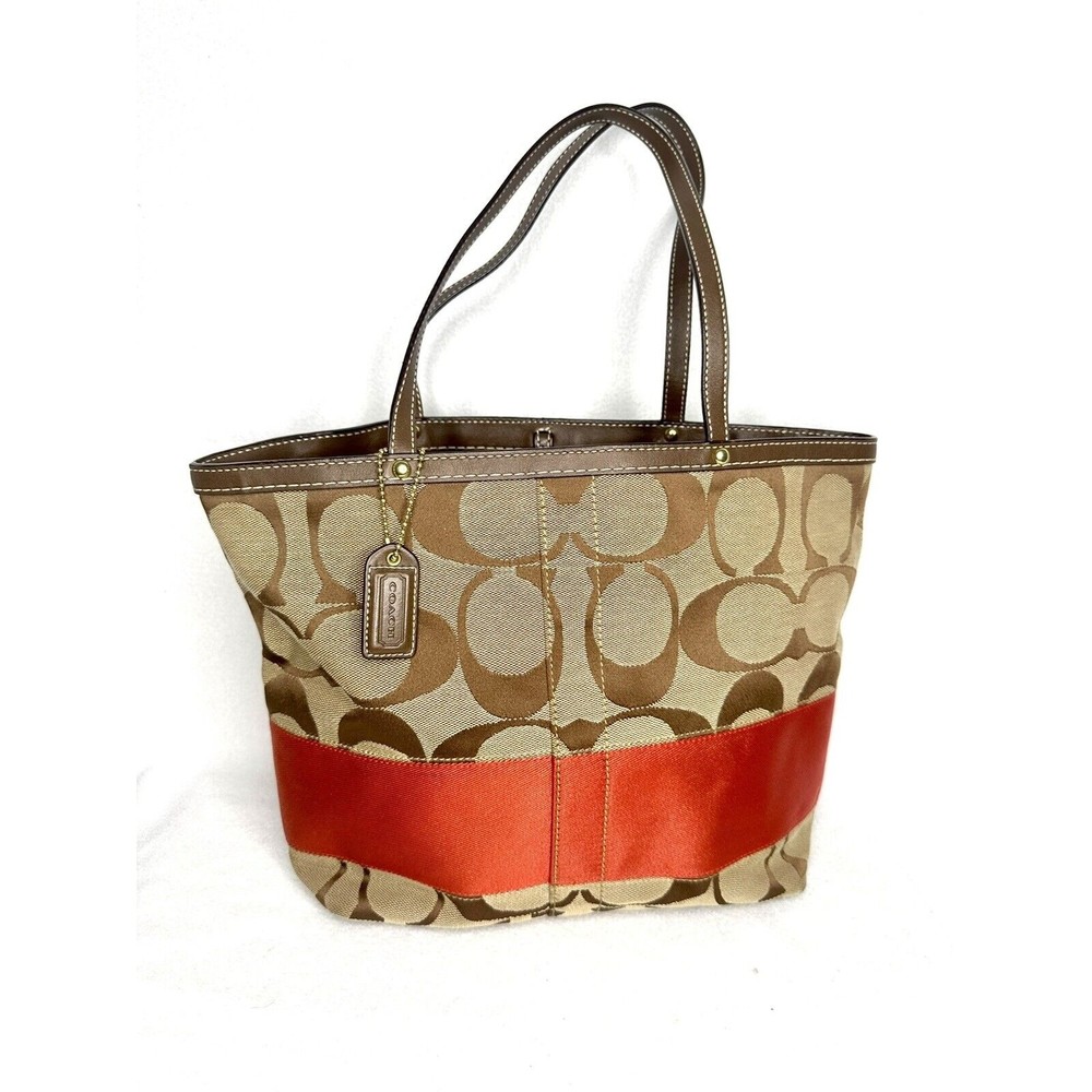 COACH Canvas Signature Tote Item S-29